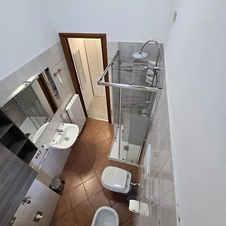 Apartment Elegante Monolocale A Di Wi-fi